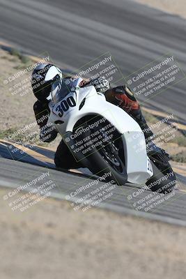 media/Sep-20-2025-Race Pace (Sat) [[d4e1b33f4d]]/Non Verified/Turn 10 (10am)/